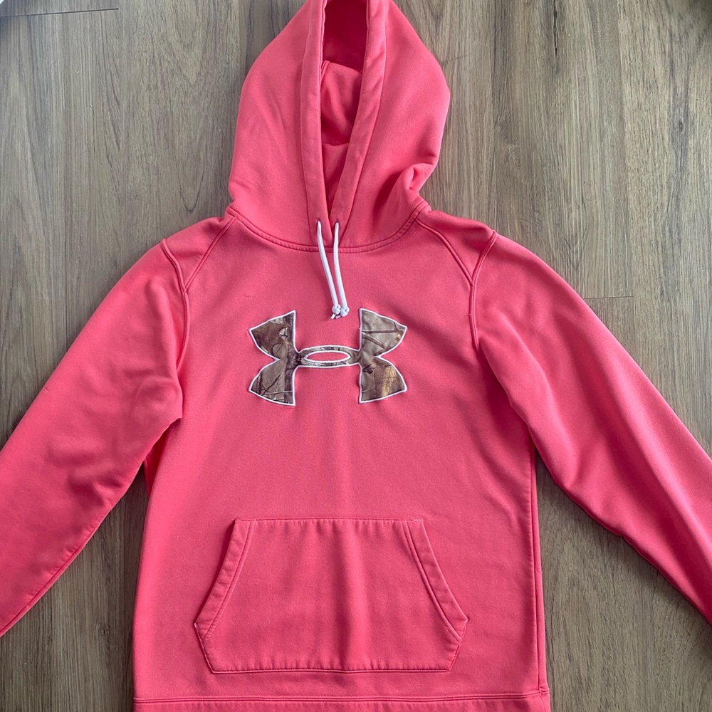 Women’s Pink Camo Under Armour Hoodie Size Medium
